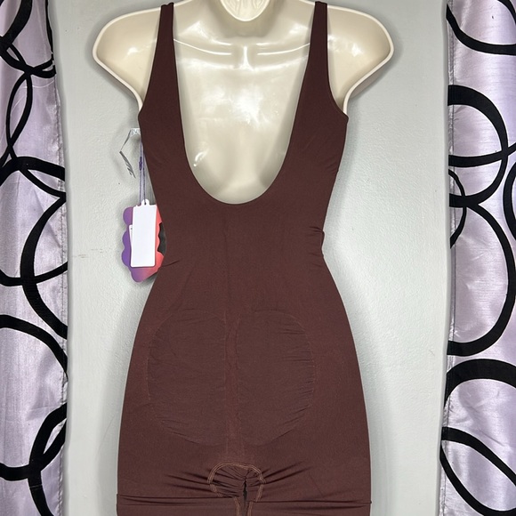 Yitty nearly naked shaping mid thigh bodysuit - Picture 6 of 7